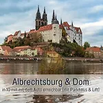 Benville - 52 Qm Fuer Paare Und Kultur - 10-15 Min Zur Altstadt - Ruhig - Zentral - Wlan - Smart-tv